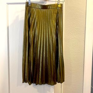 Gold pleated midi skirt